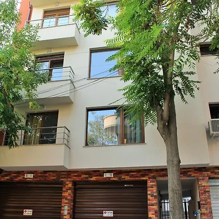 Domus Old Town With Garage Apartamento